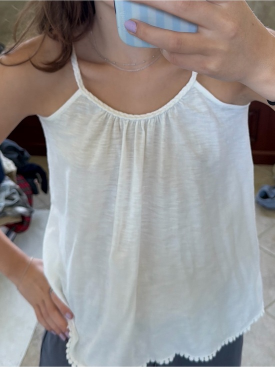 Old Navy Tops - Old Navy White Spaghetti Strap Tank Top